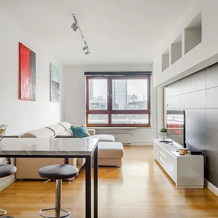 Apartmán Luxury In The Center Of With View From The 11th Floor *