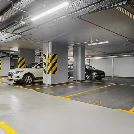 Luxury In The Center Of With View From The 11th Floor *